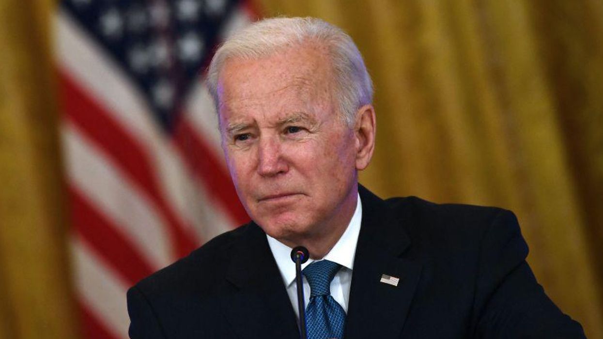 Legal immigrants to help pay for illegal migrants to seek asylum in US