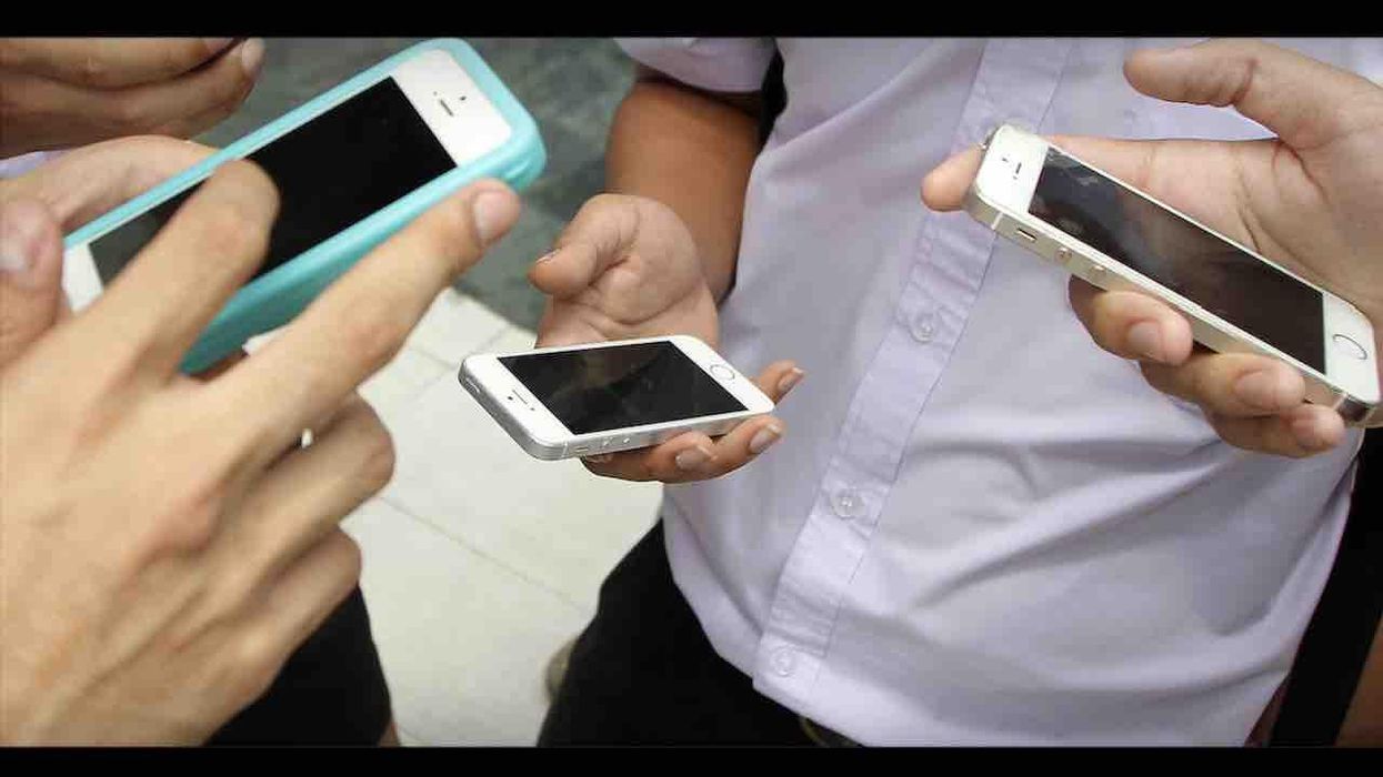 High school teacher mistakenly emails message containing sexually explicit photos to all students: report
