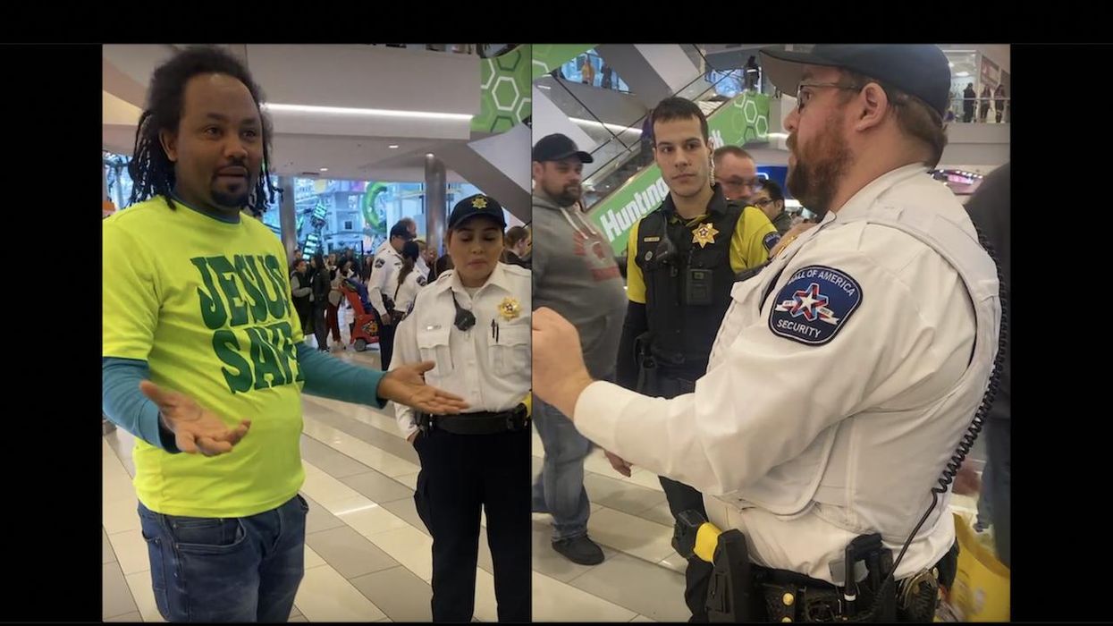 Video: 'Jesus Saves' shirt is 'offending' Mall of America shoppers, security guard says — and he orders man to remove shirt or get out of the mall