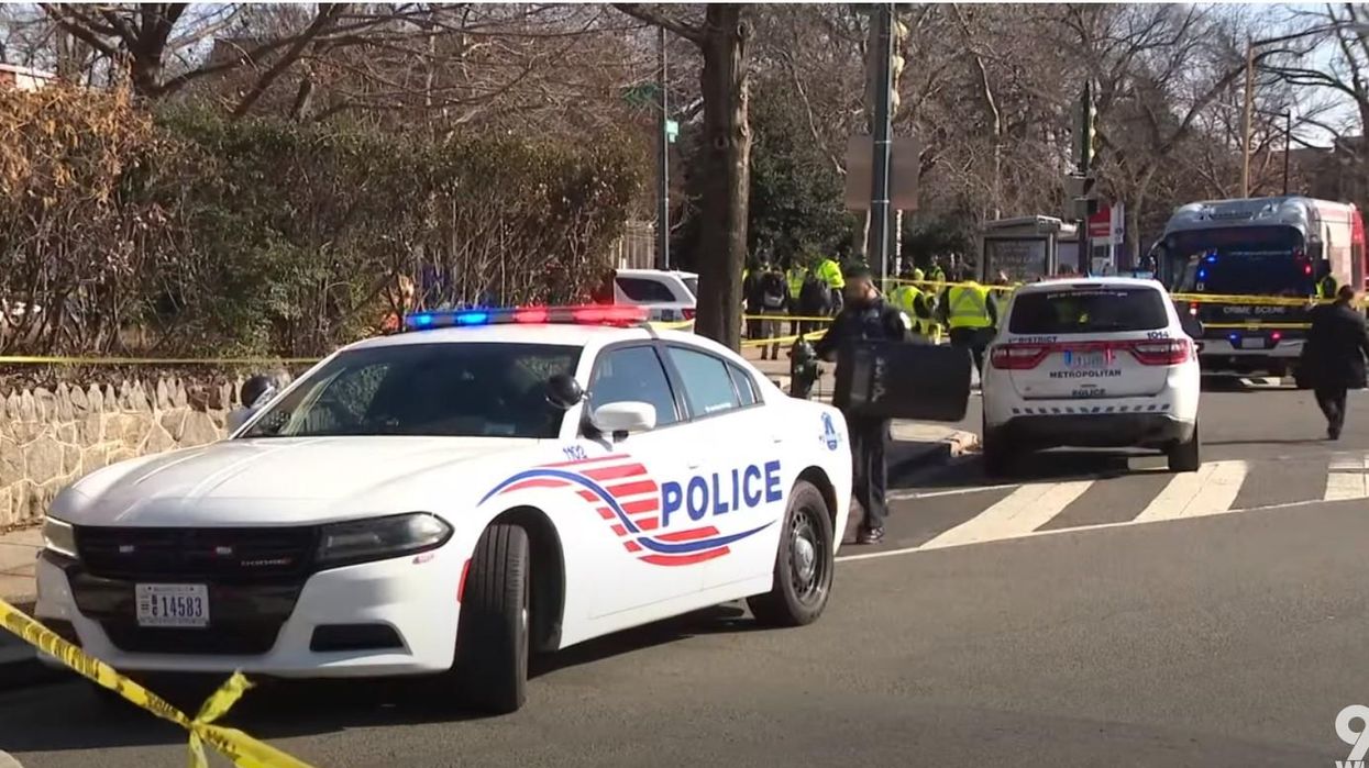 Train mechanic dies protecting woman from armed suspect who had already shot 2 people: 'That’s what heroes do'