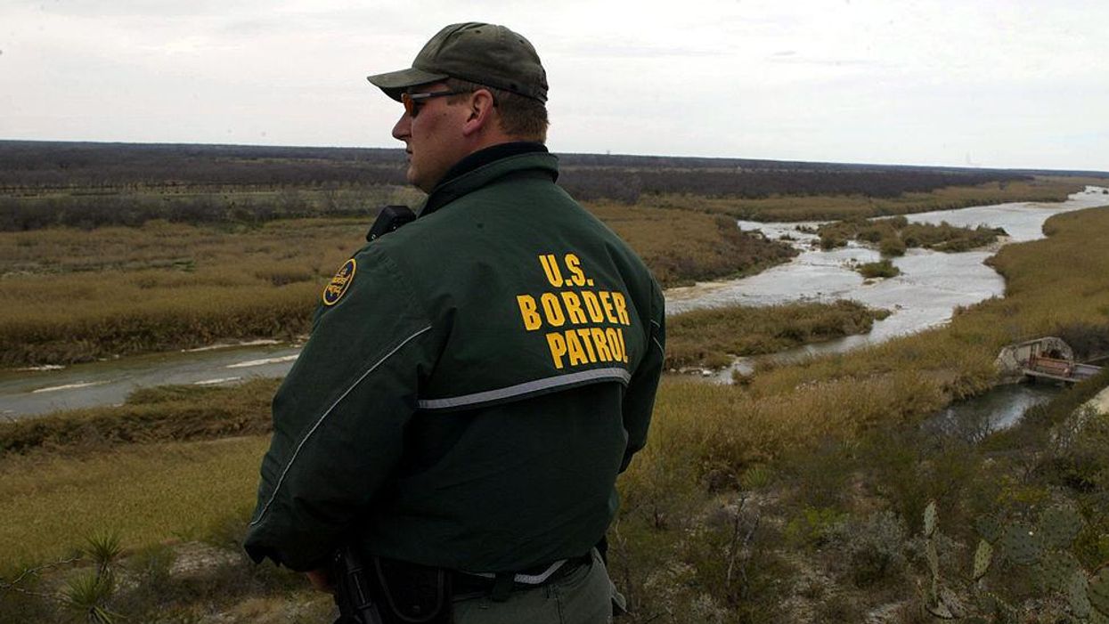 Number of Chinese migrants illegally crossing southern border up 700%