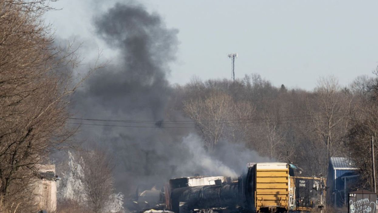 EPA-associated agency testing air for toxins allegedly got hundreds of locals near site of Norfolk Southern chemical inferno to sign contract to 'indemnify, release and hold harmless' testing groups