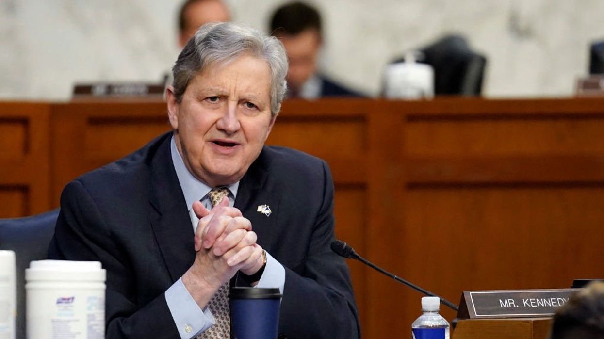 GOP senator rapid fires odd question at carbon tax advocate who floats far-fetched hypothesis about Xi Jinping