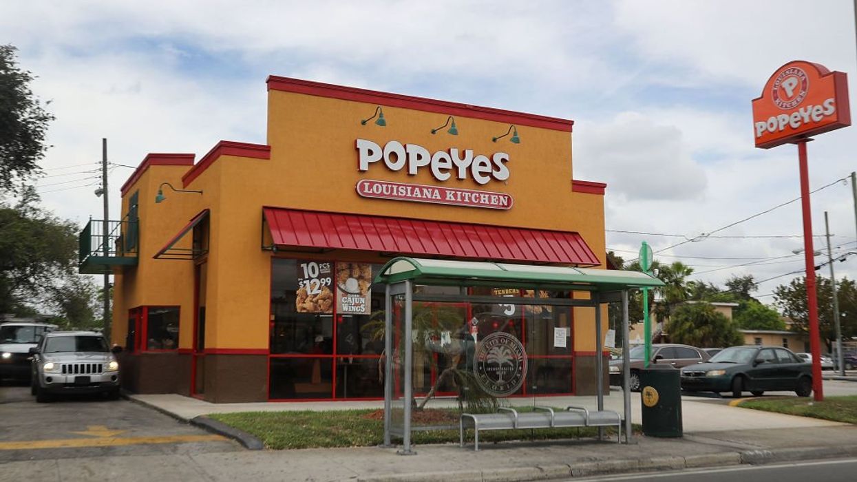 Georgia woman slams her SUV into Popeyes restaurant because her order was missing biscuits: Police
