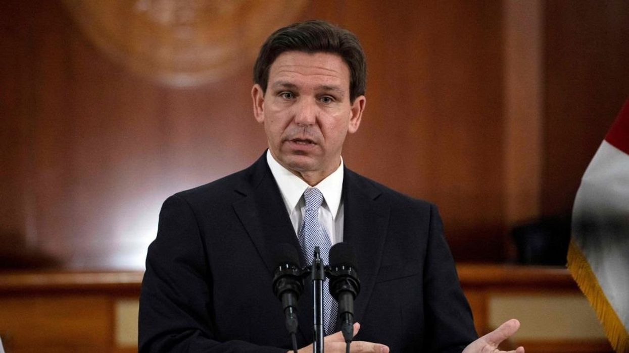 DeSantis presses Biden to waive COVID-19 vaccination requirement and admit foreign tennis player to compete in the US
