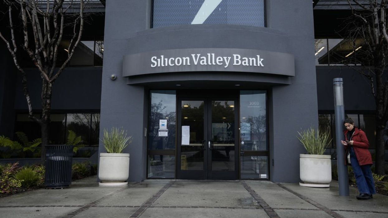 Silicon Valley Bank collapses, marking second-largest bank failure in US history