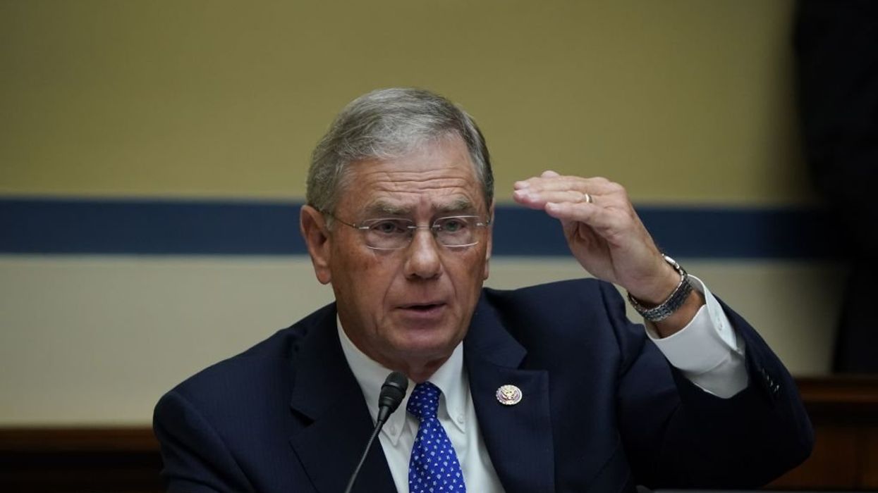 Government should temporarily back all bank deposits, House Republican says