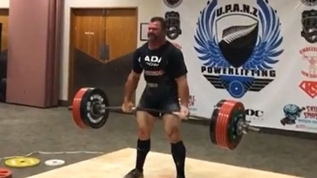 'New Zealand's Strongest Man' enters women's powerlifting competition to protest its transgender policy, forcing organizers to change the rules overnight