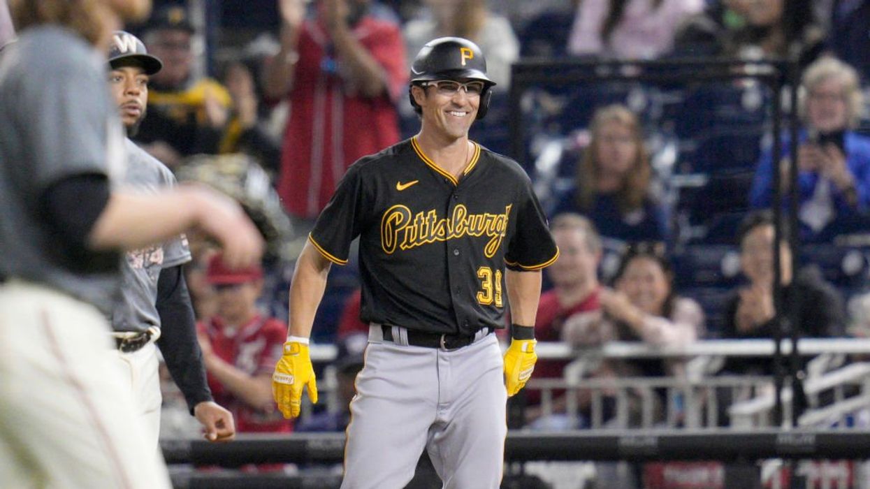 33-year-old called up to the major leagues makes his 13-year wait count: 'I'm going out hacking'