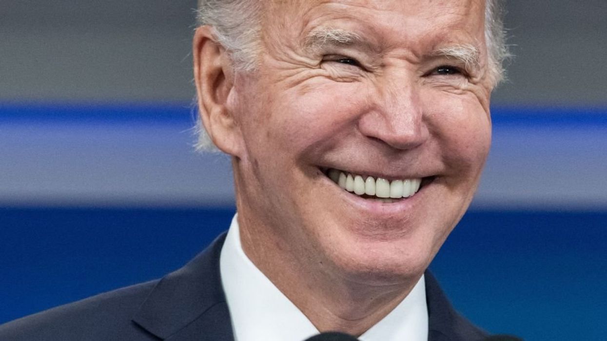 Biden admin announces end of COVID-19 vaccine mandates and takes victory lap, claiming its 'broader vaccination campaign has saved millions of lives'
