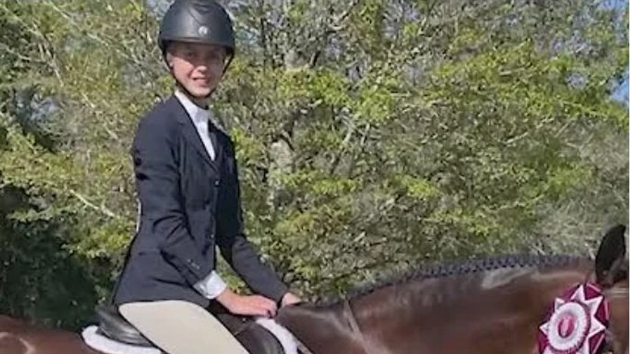 Teen equestrian dies after horse falls on top of her during competition