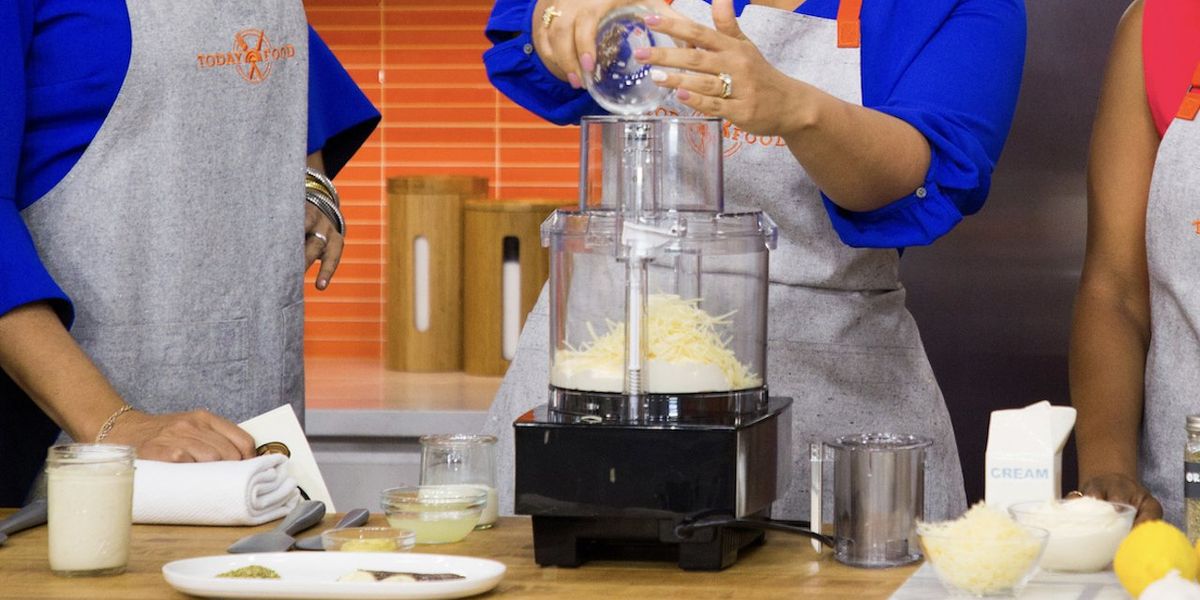 Winner of women's 7K race in Spain offered food processor as prize ...