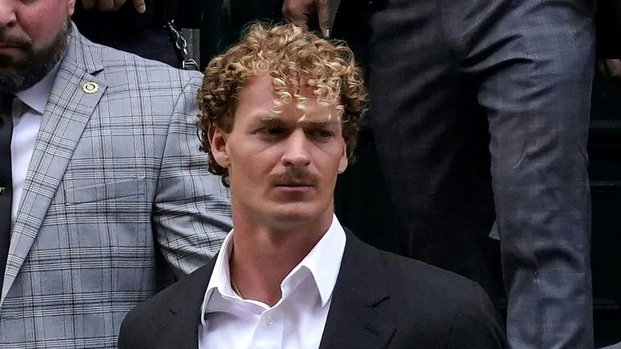 Legal defense for former Marine Daniel Penny raises over $500,000 on Christian fundraising website, Jordan Neely's attorneys demand murder charge