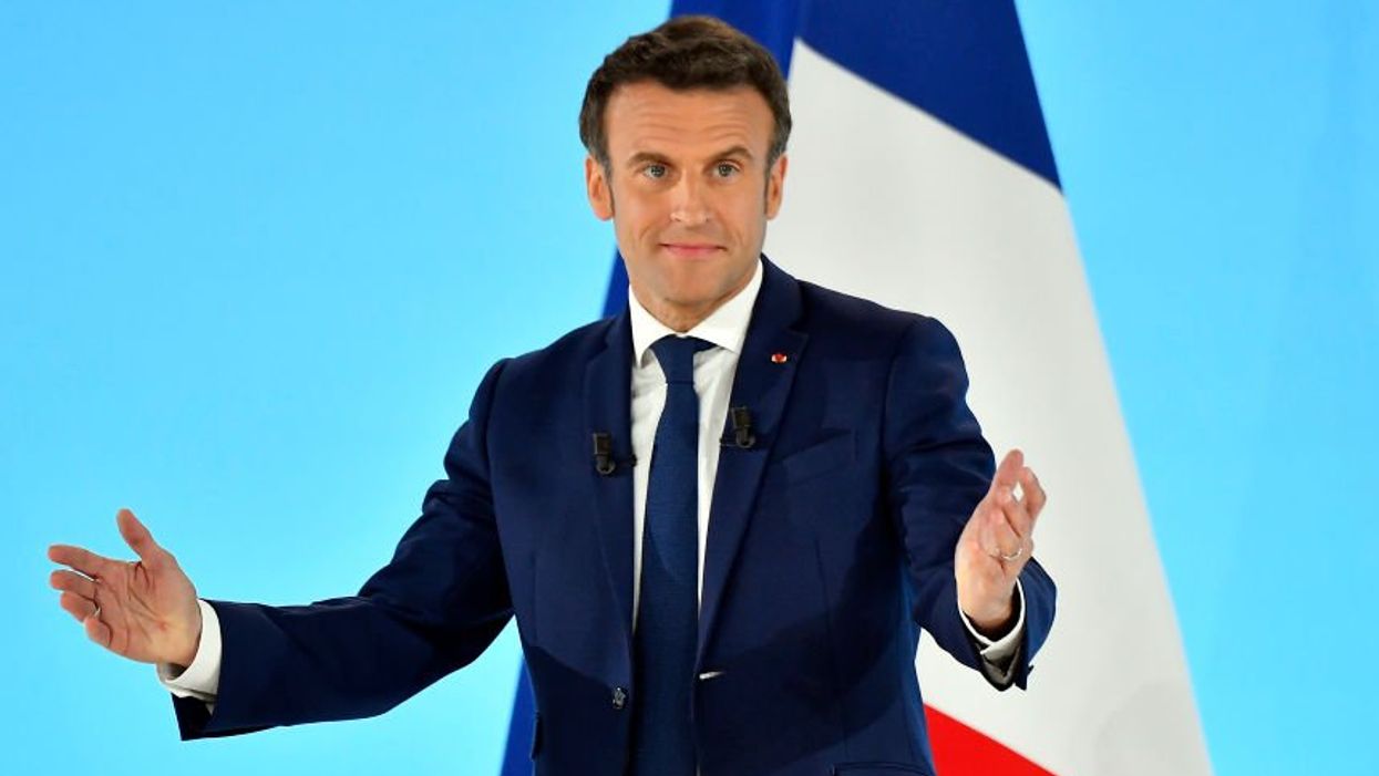 France bans public, short-haul flights to cut carbon emissions — but critics say it 'will have very little impact'