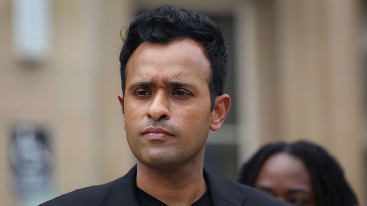 LinkedIn claims Vivek Ramaswamy's account was 'restricted in error,' but the Republican presidential hopeful isn't buying it