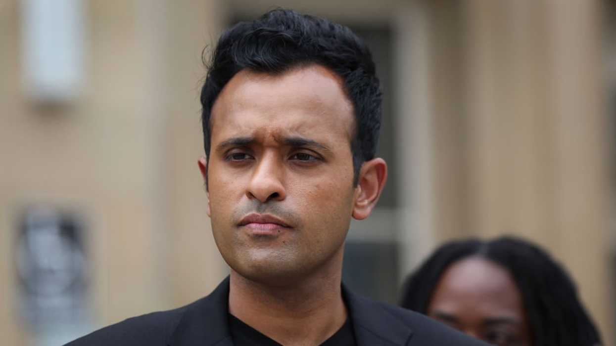 LinkedIn claims Vivek Ramaswamy's account was 'restricted in error,' but the Republican presidential hopeful isn't buying it