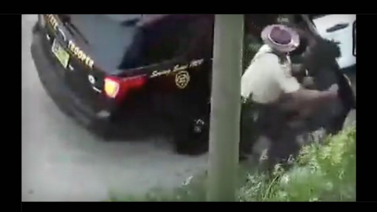 Video: Man wrestles state trooper, escapes, runs across 6 lanes of I-94 traffic amid a.m. rush. But how he disappears from sight may be his best trick.