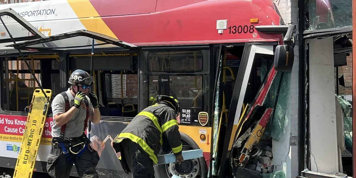 Multiple people injured when Baltimore bus collides with 2 vehicles, occupied building | Blaze Media