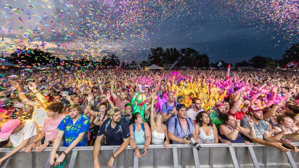 1,000 accidental 911 calls from music festival bombard call center, police blame iPhones thinking people were in car accidents