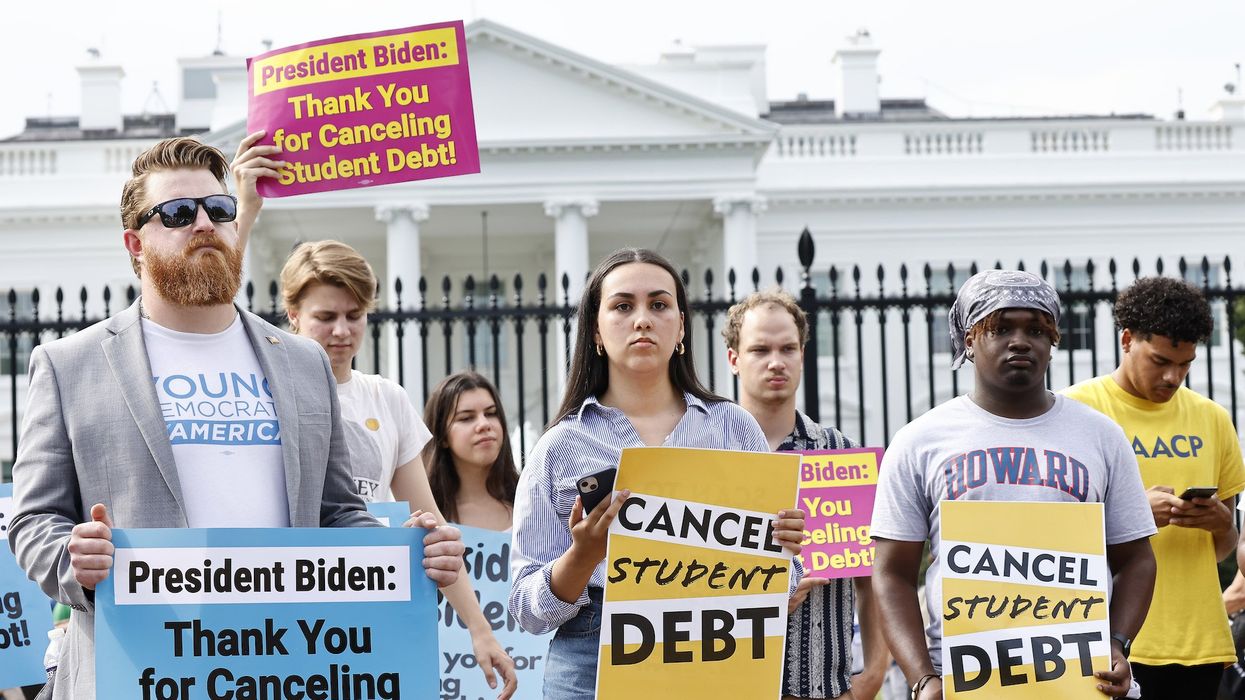 Forbes offers sympathetic portrayal of man with $177K in student loan debt for an anthropology degree, and both get roasted online