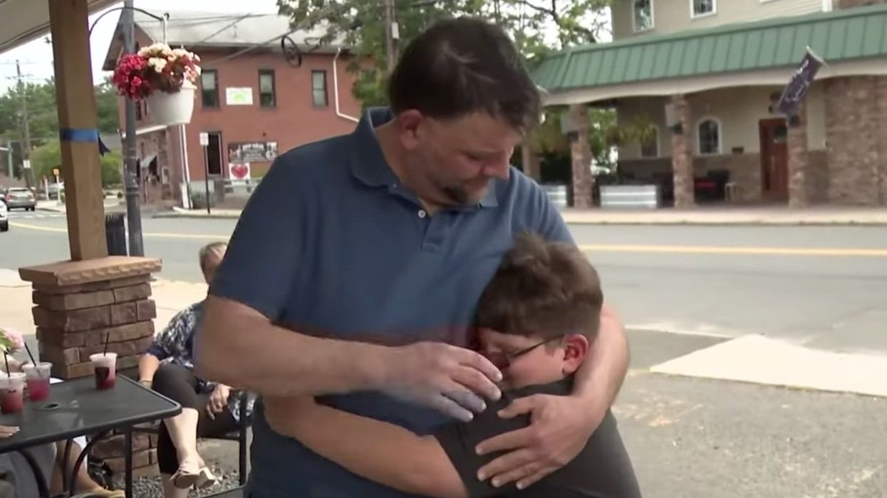 8-year-old boy with hearing impairment devasted by cruel prank, but the community responds to save the day
