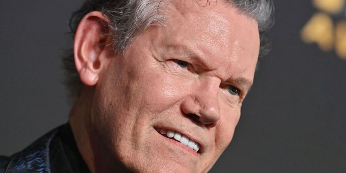 Country music icon Randy Travis mourns death of lighting tech after the man was allegedly murdered by his wife | Blaze Media