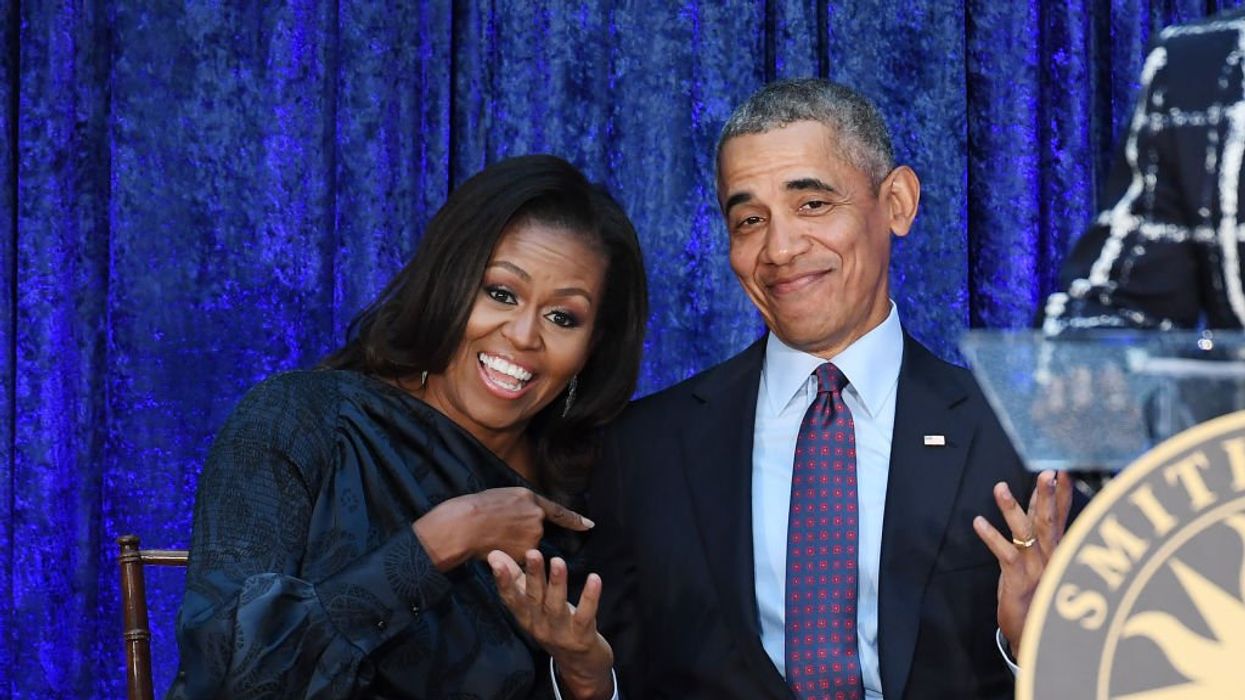 Obama takes heat for praising librarians who've peddled 'banned books'