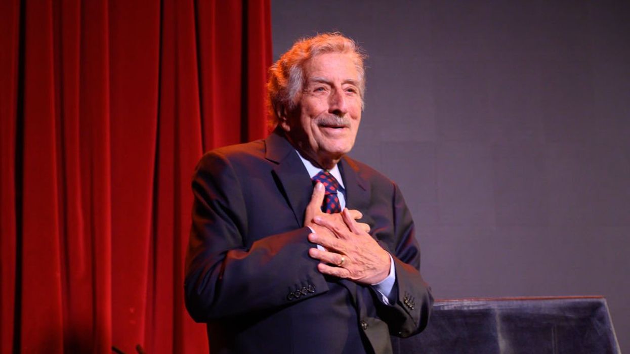 Michael Bublé and others laud iconic American singer Tony Bennett, who died at 96