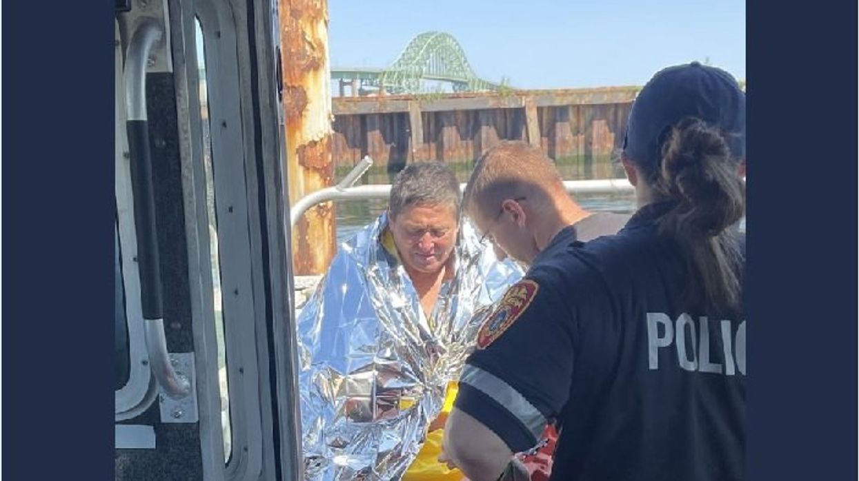 63-year-old man, swept out to sea, treads water for 5 grueling hours before being rescued