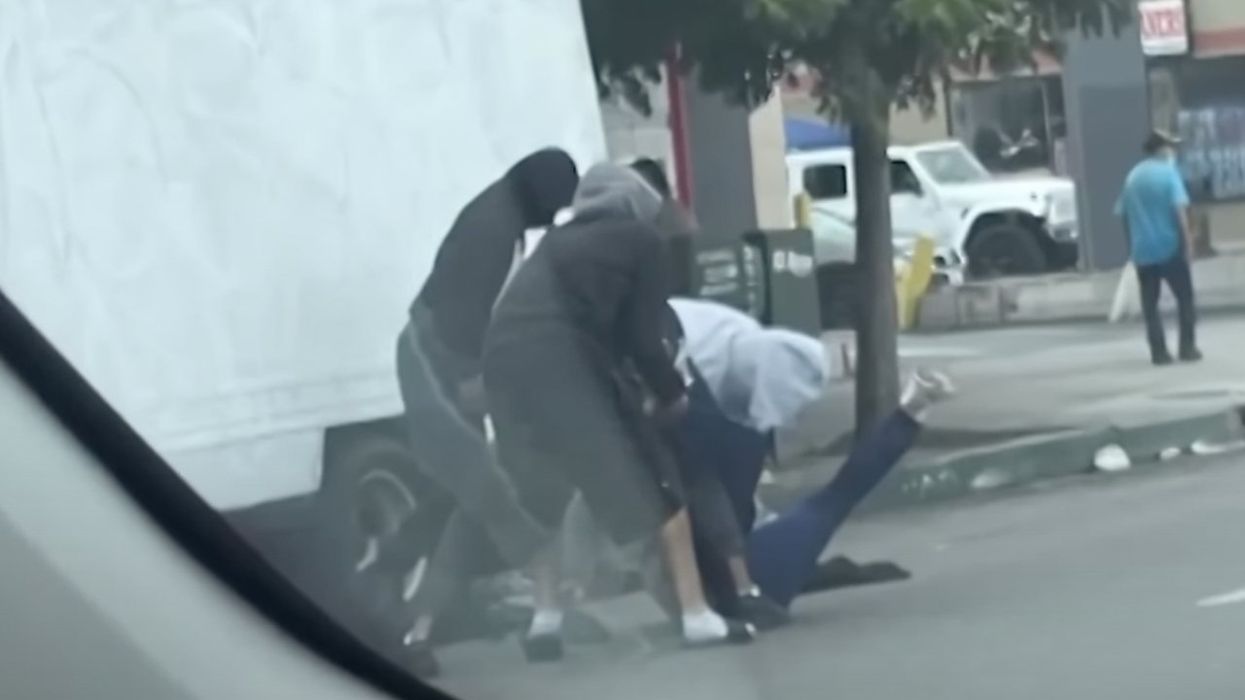 Thugs brutally attack street vendor in front of his special needs daughter, 8, steal all his money; single dad already was struggling to keep them both afloat