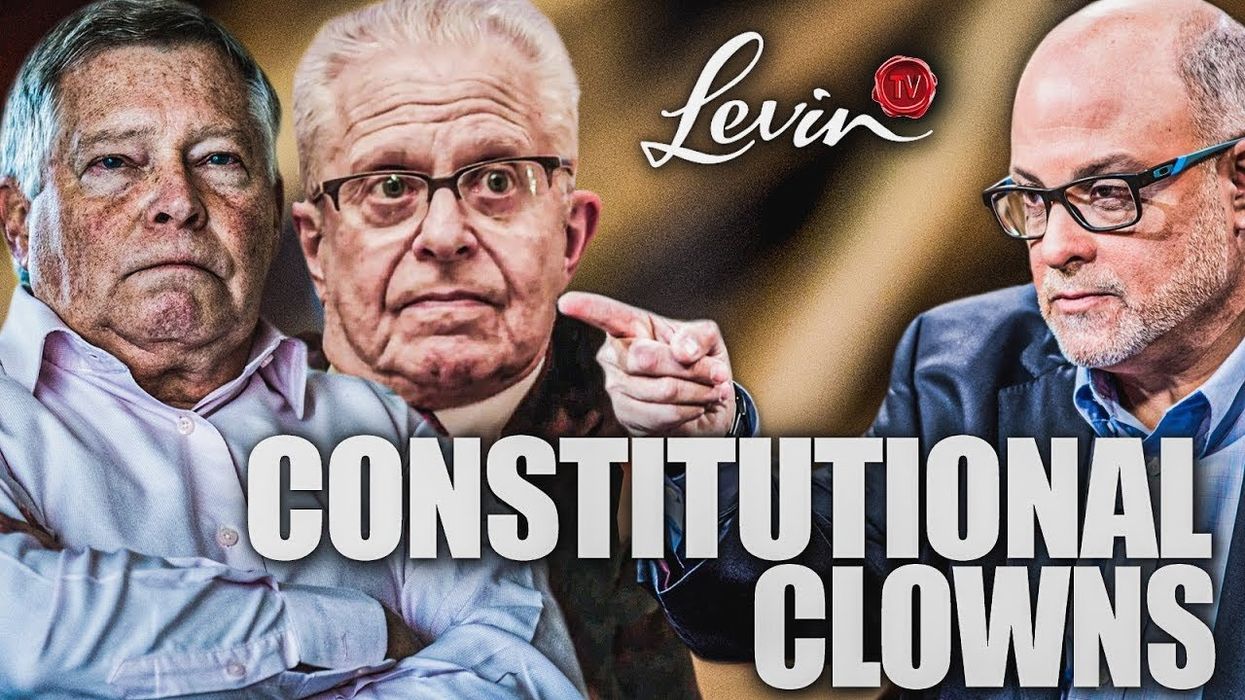 Watch CNN's legal 'experts' embarrass themselves on live TV