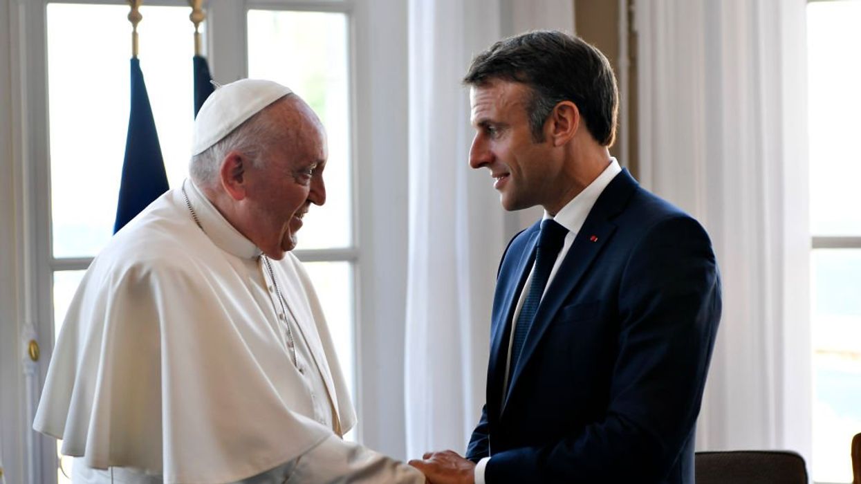 Pope Francis says Europe is not facing a migrant emergency, says countries should open ports