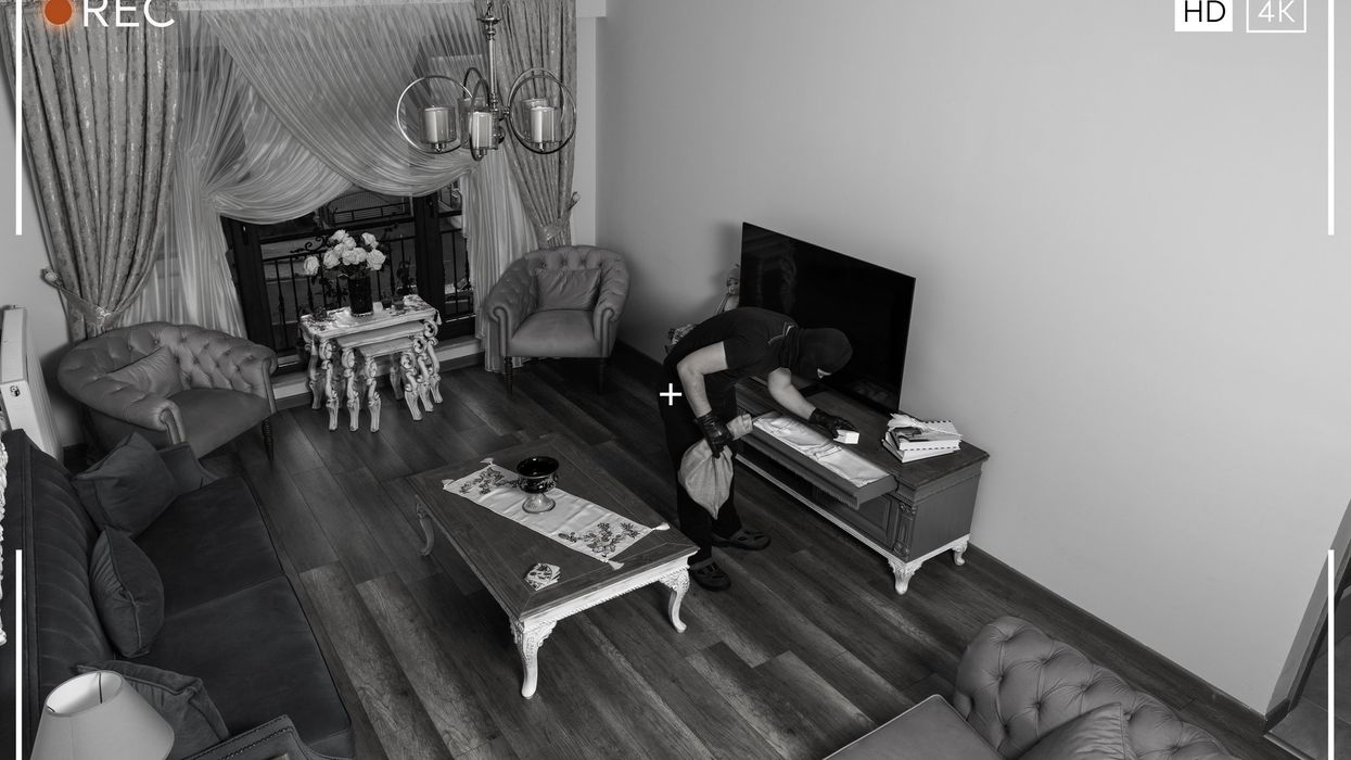 Gangs of illegal immigrants from South America are committing burglaries on upscale homes in Michigan