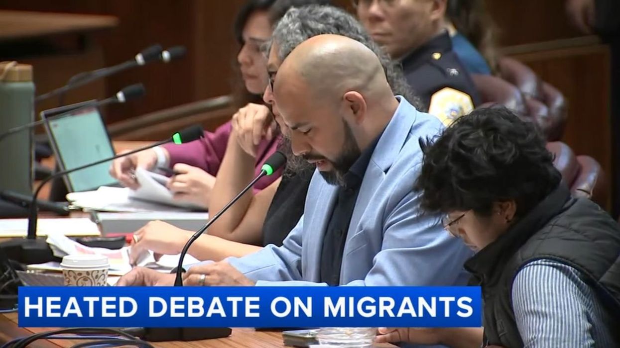 Chicago leaders debate city's 'sanctuary' status amid growing migrant crisis — weigh pushing decision to voters