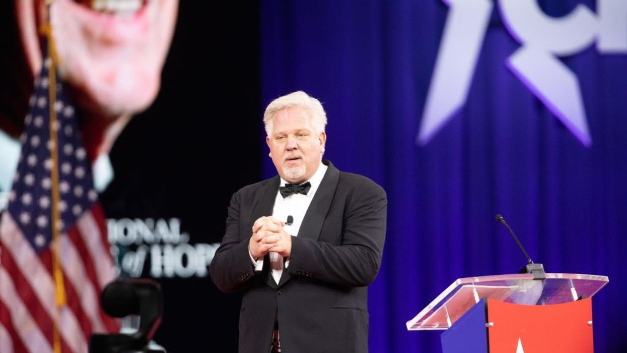 Beck announces the Nazarene Fund prepared to send its first flight to Israel to rescue Americans, more on their way