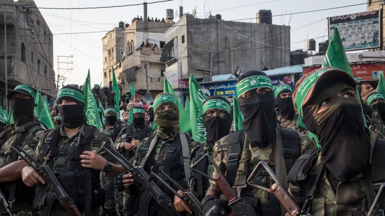 Feds say Hamas, Hezbollah members could be entering US through southern border: Report
