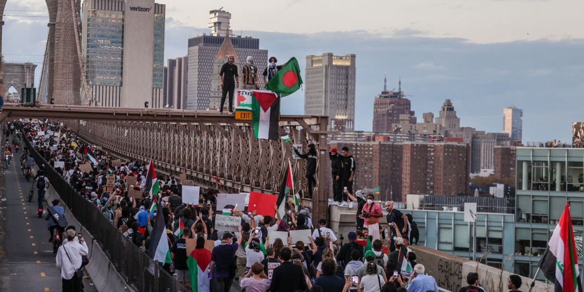 NextImg:Thousands of pro-Palestine protestors and Jewish ceasefire advocates shut down Brooklyn Bridge, New York City's Grand Central Terminal