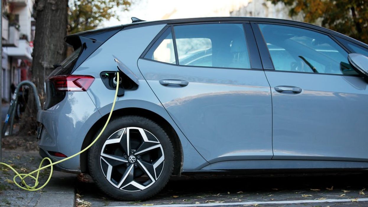 EPA runs competition offering prizes as high as $3,000 for videos promoting EVs