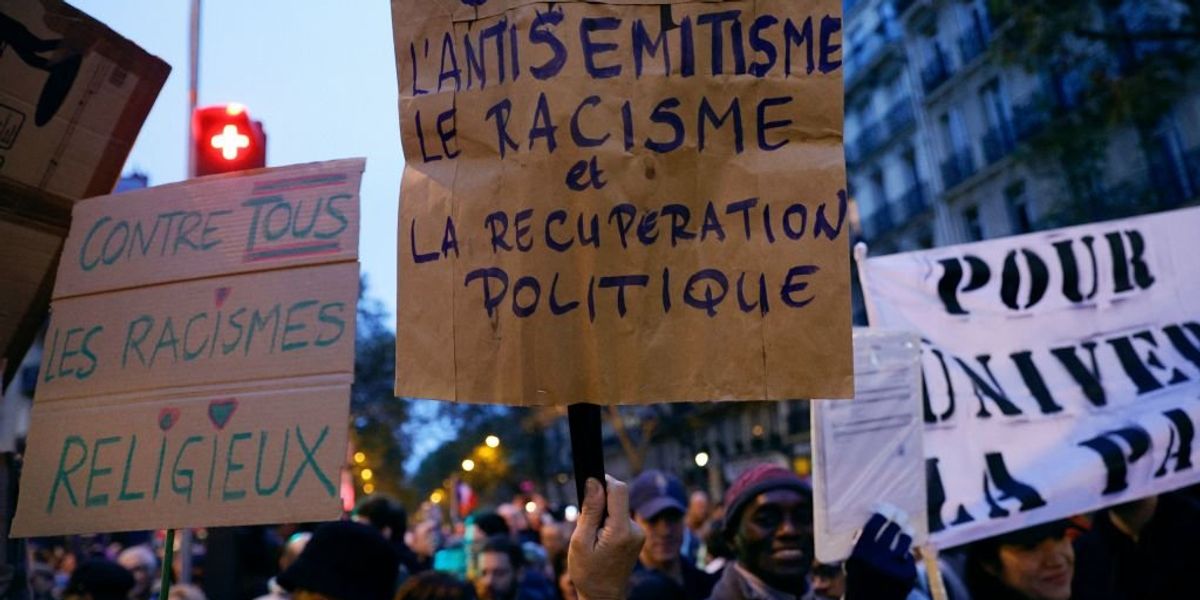 NextImg:Over 100,000 people protest against anti-Semitism in Paris amid conflict in Middle East | Blaze Media