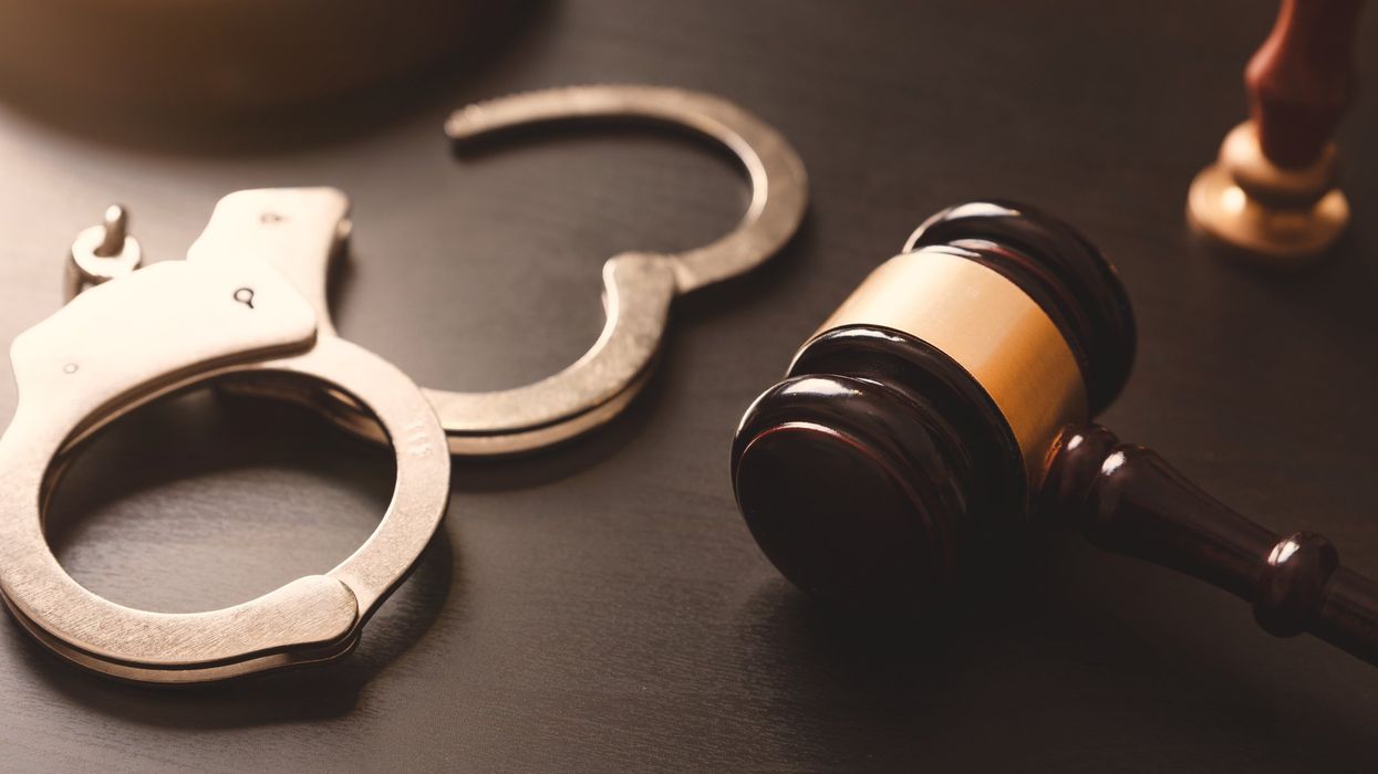 Felon with armed robbery convictions still has 2nd Amendment rights and cannot be charged for possessing firearm, judge rules