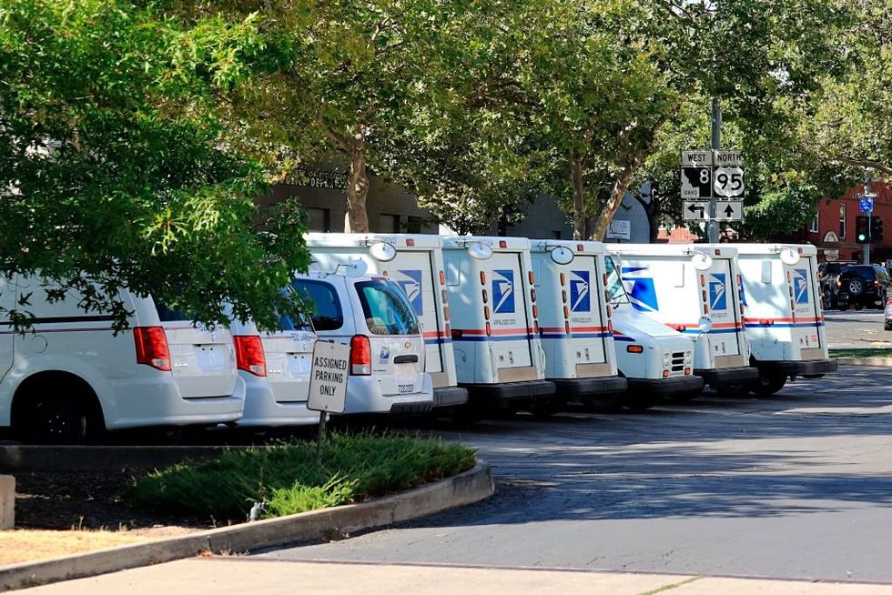 Charlotte postal worker allegedly stole $24 million worth of checks from USPS: Report