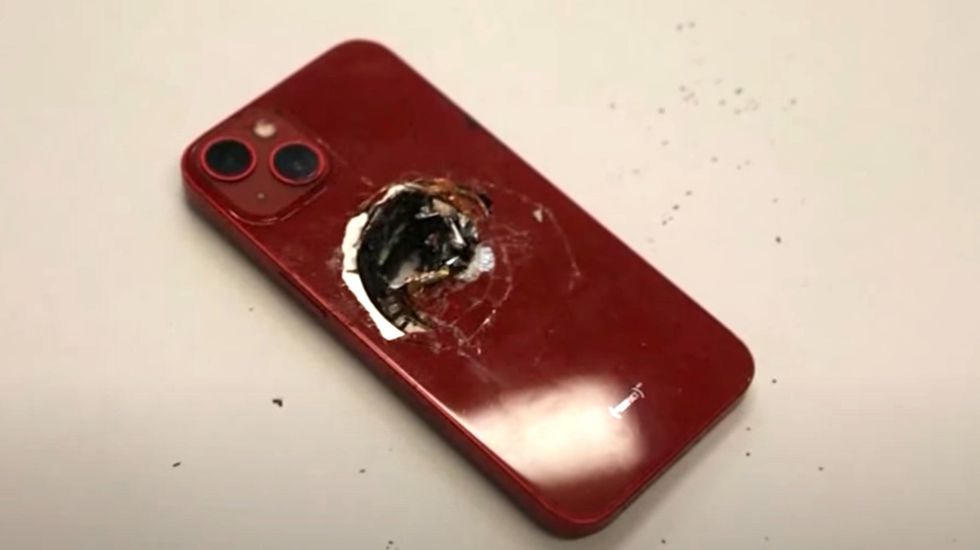 Cellphone stops bullet and saves the life of college football player shot in drive-by shooting‚ Florida police say