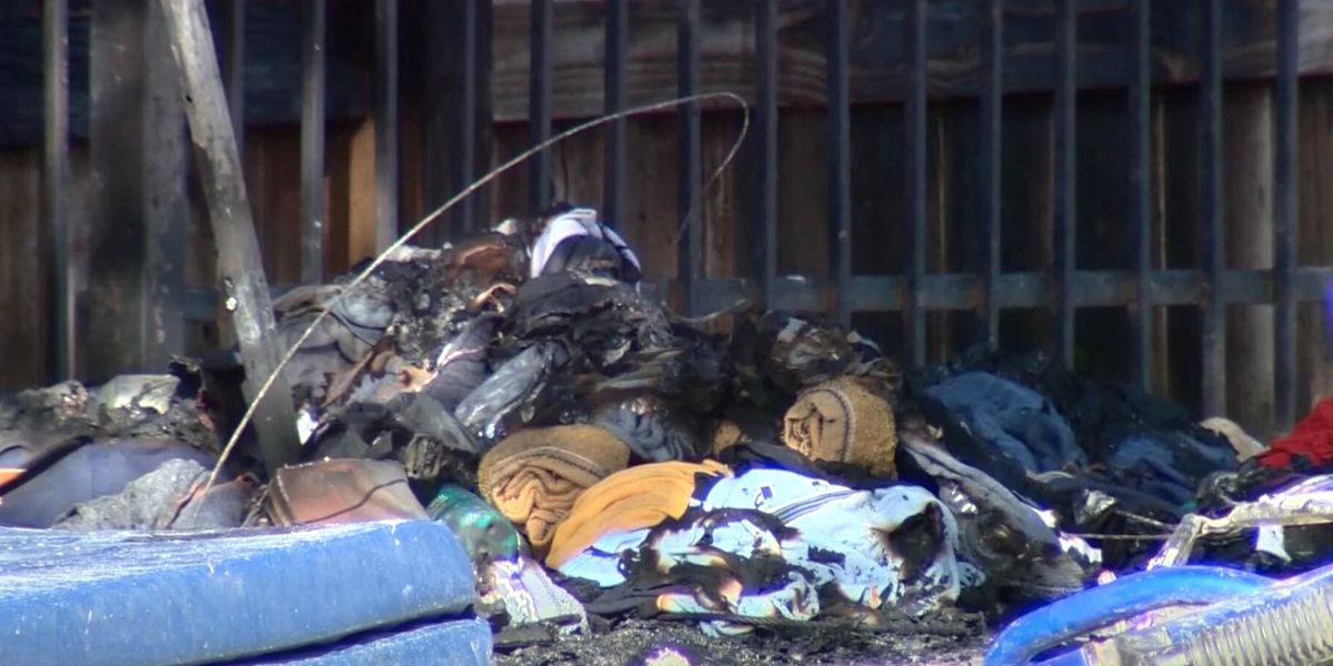 NextImg:Woman douses man in gasoline and lights him on fire at homeless encampment, Texas police say | Blaze Media