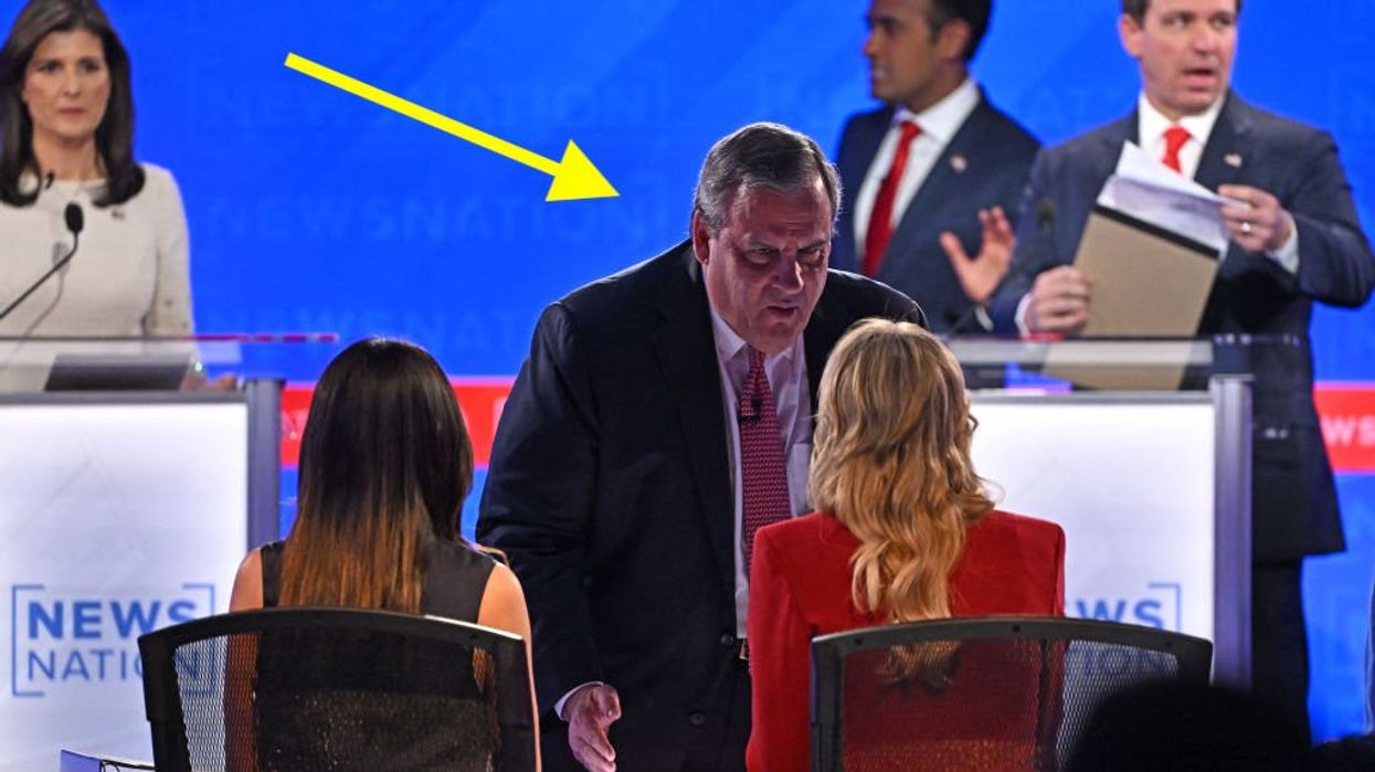 Megyn Kelly reveals what Christie said to her during debate commercial — then she dishes out the brutal truth