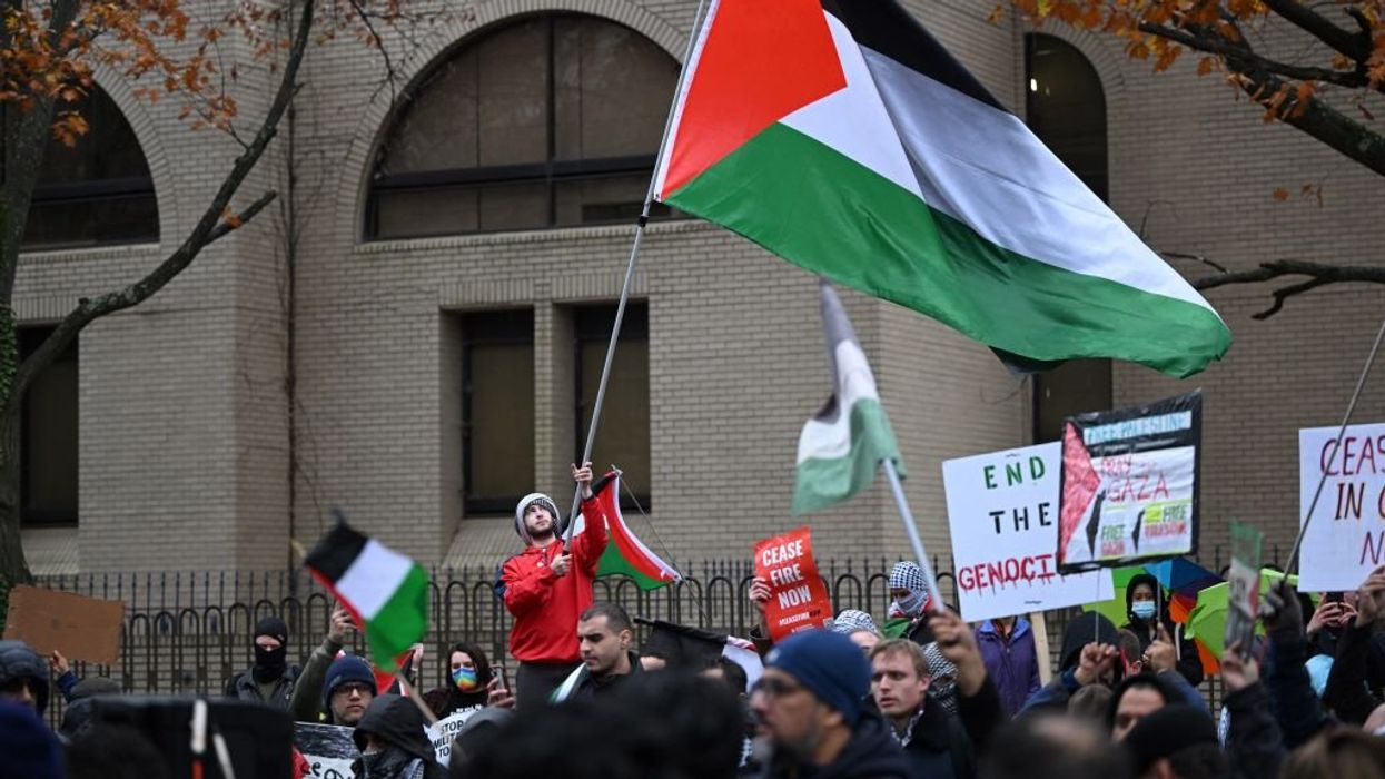 Oakland coffee shop issues apology after pro-Palestine staffers block Jewish woman from entering restroom