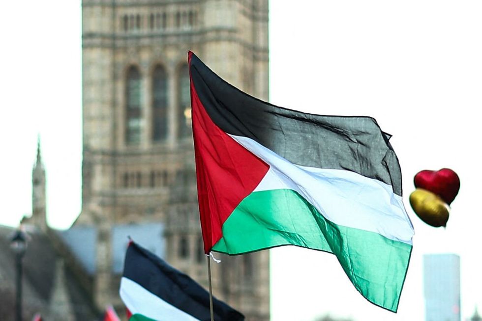 Principal at elite NYC middle school encourages students to 'make their own conclusions' about Hamas