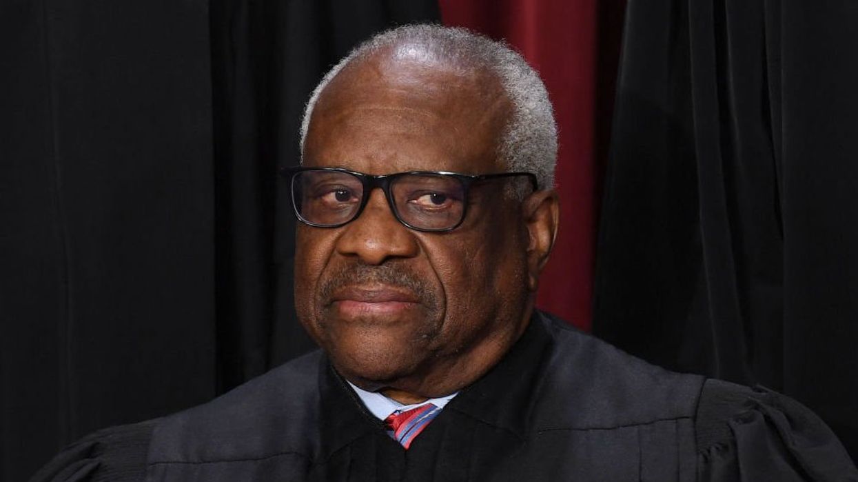 Democrats push Clarence Thomas to recuse himself pre-emptively from important Trump case — because of his wife