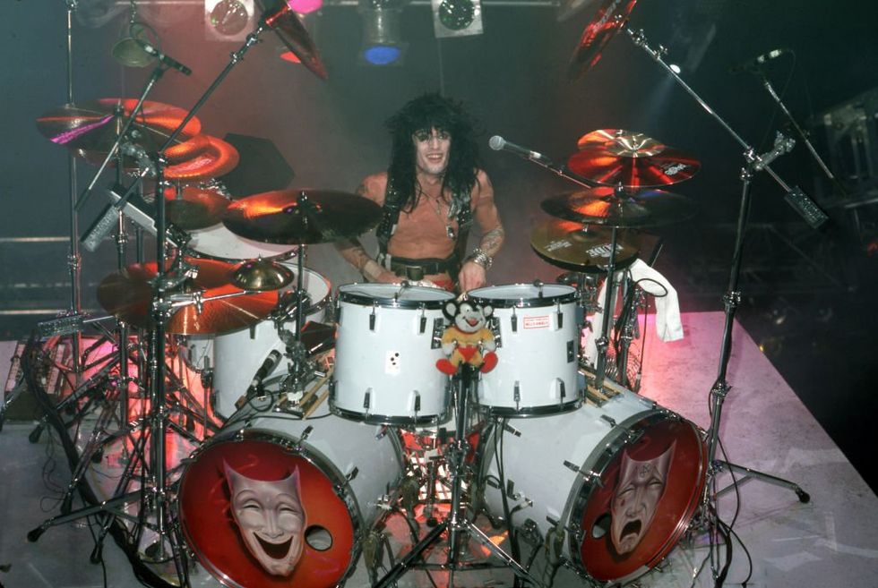 Rock drummer Tommy Lee accused of sexually assaulting woman on helicopter in 2003 after snorting cocaine‚ smoking marijuana