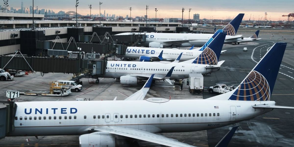 NextImg:United Airlines sued after first-class passenger served 9 vodka drinks, allegedly sexually assaults woman | Blaze Media