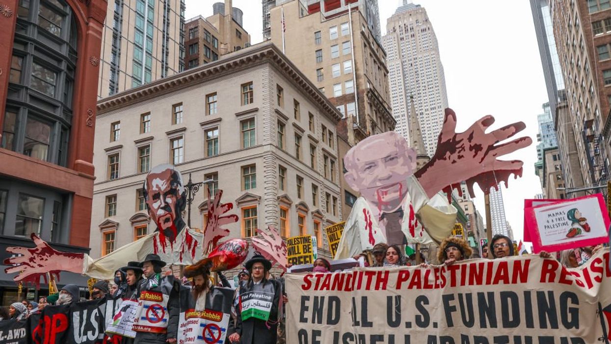 Massive crowd of Hamas sympathizers vows to disrupt Christmas 'as usual,' causes havoc in NYC Saturday